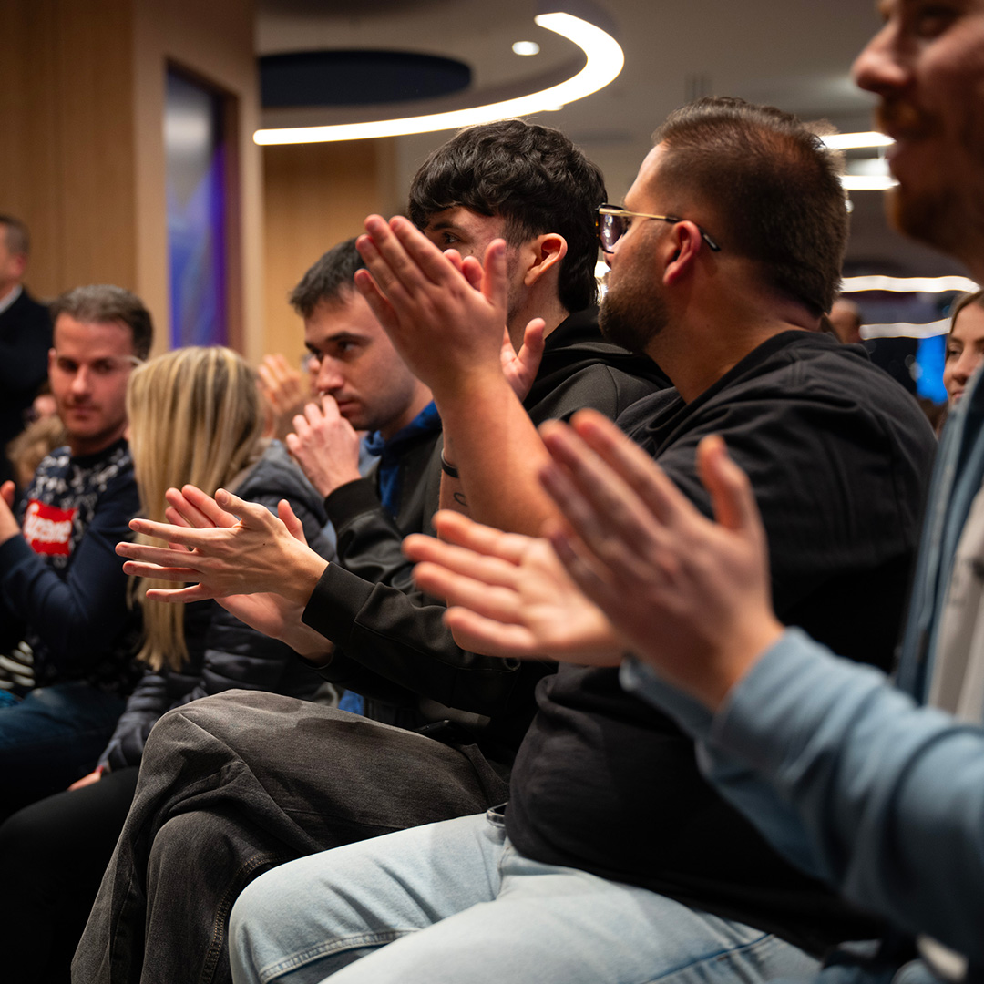 Nayt ospite di 105 Mi casa